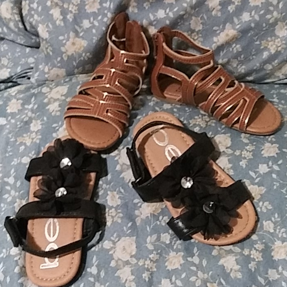 LITTLE GIRL SANDALS
